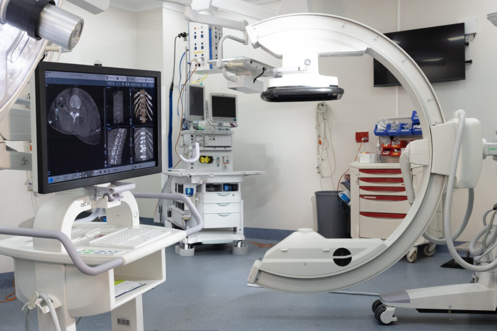 Capturing Precision: GE Healthcare’s OEC3D C-Arm in Action